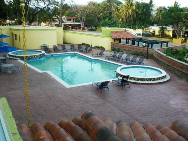 Hotel Novus Caoba Esperanza Exterior photo